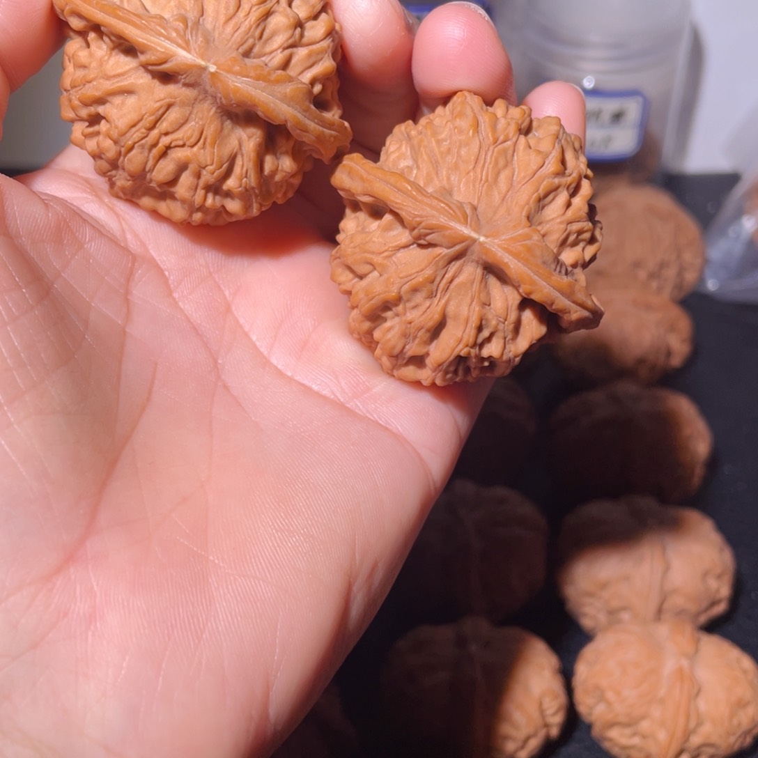 吊坠桃核43尺天地，