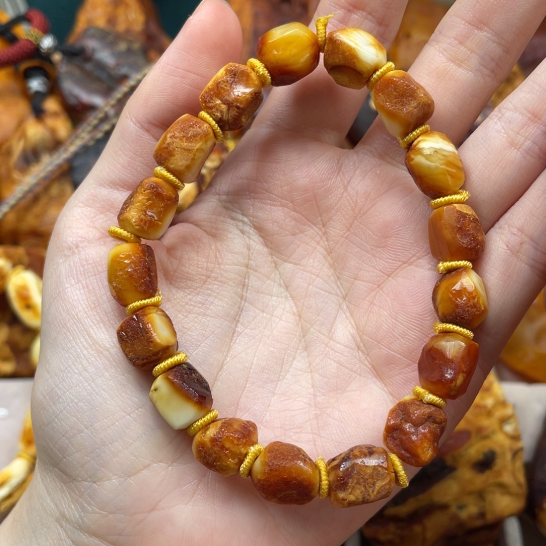 琥珀珠宝奇石未镶嵌