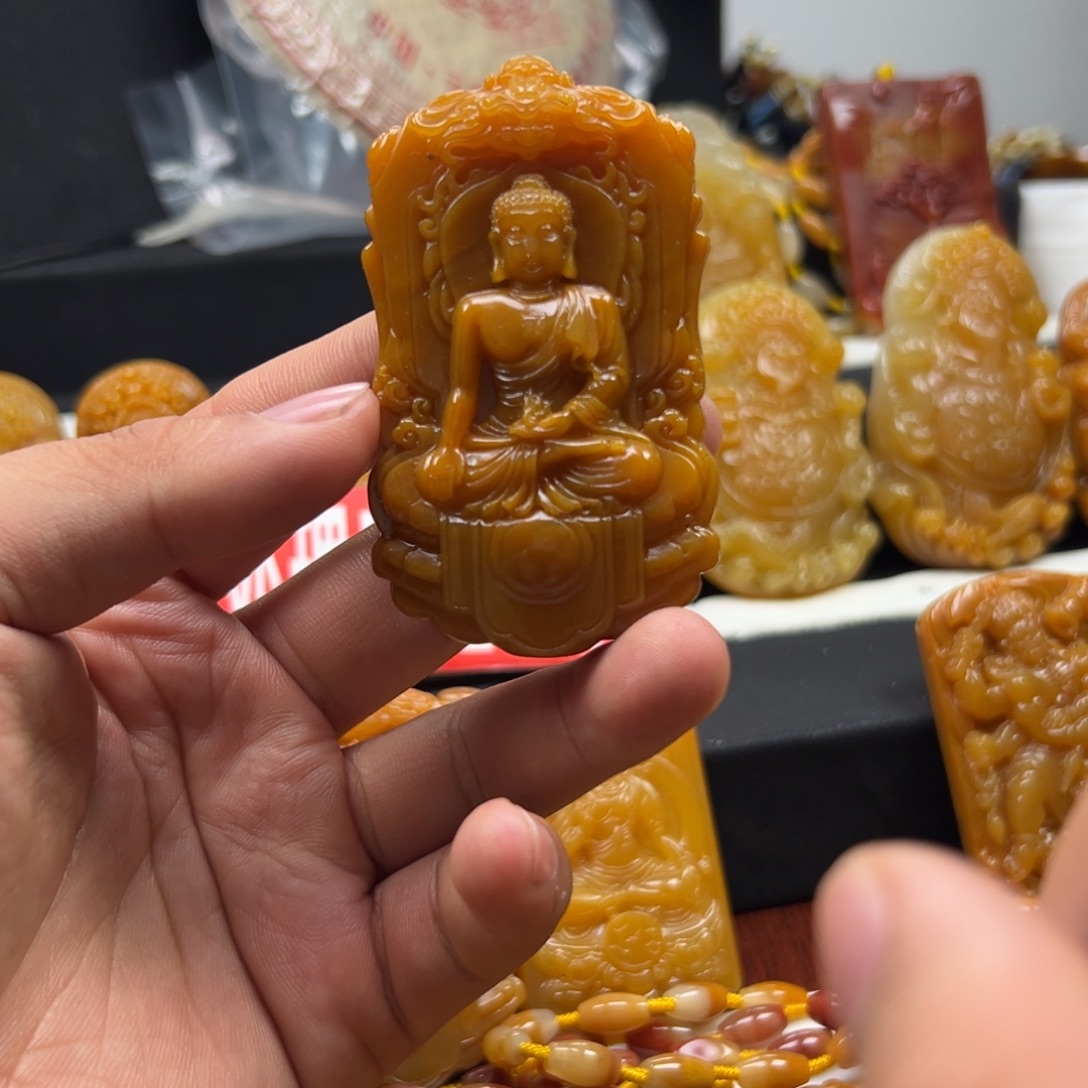 石英质玉（黄龙玉）未镶嵌多选发其一