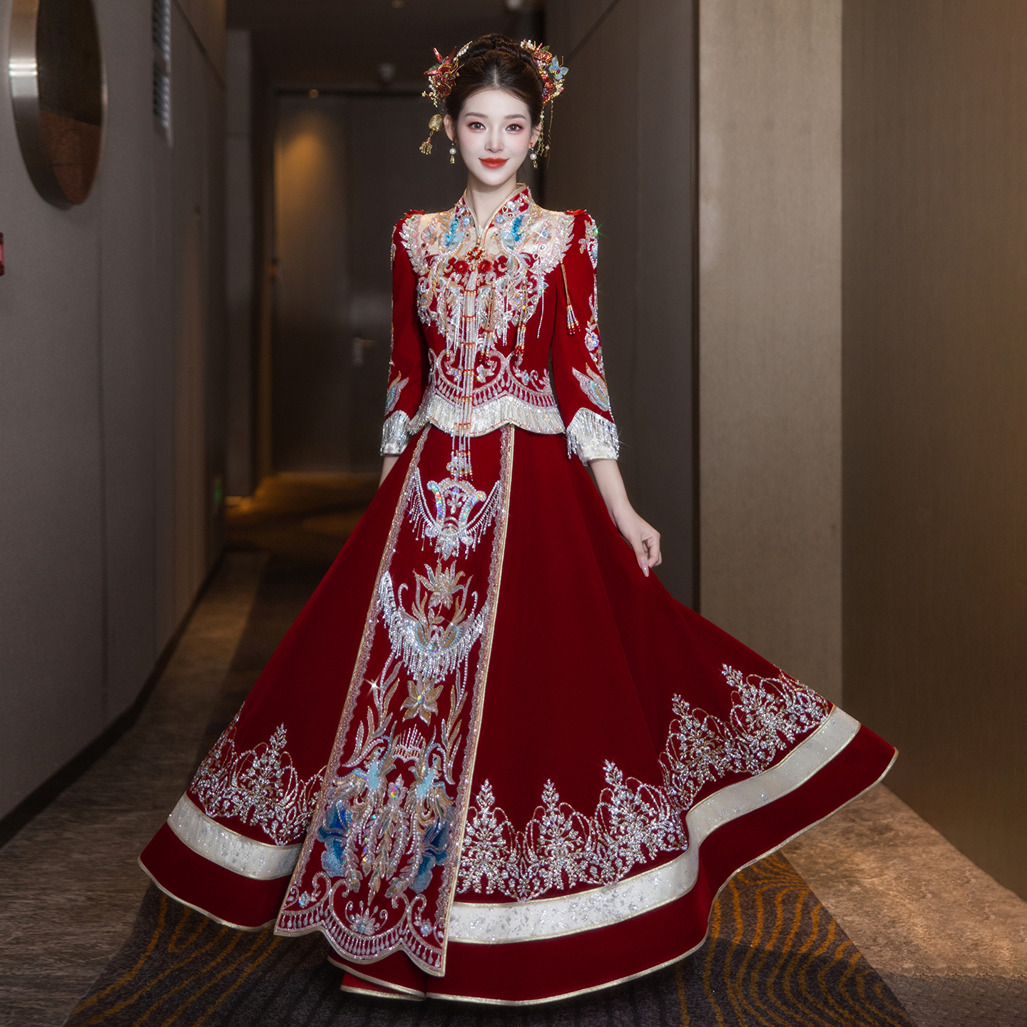 奢华重工丝绒秀禾服2025新款新娘结婚礼服红凤嫁衣高级感敬酒服