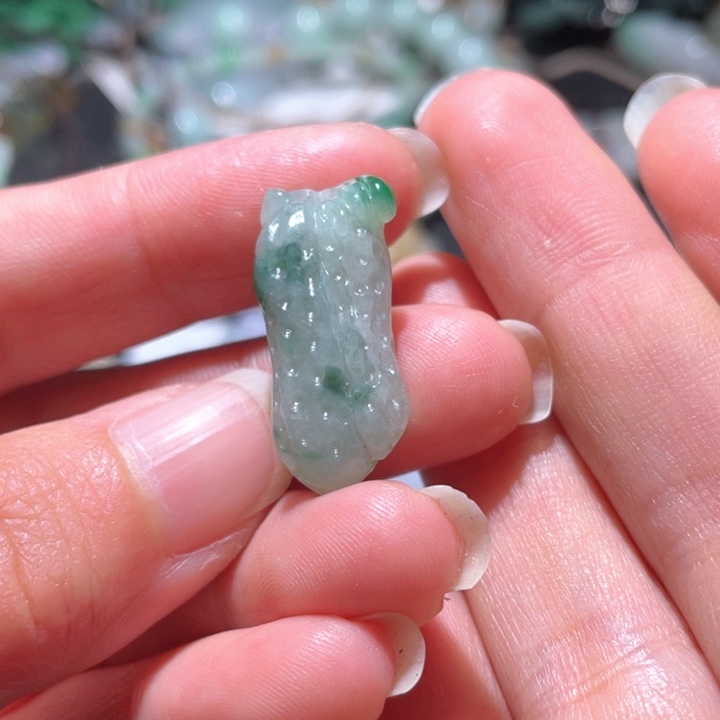 【闪购商品】翡翠颈饰未镶嵌天然翡翠