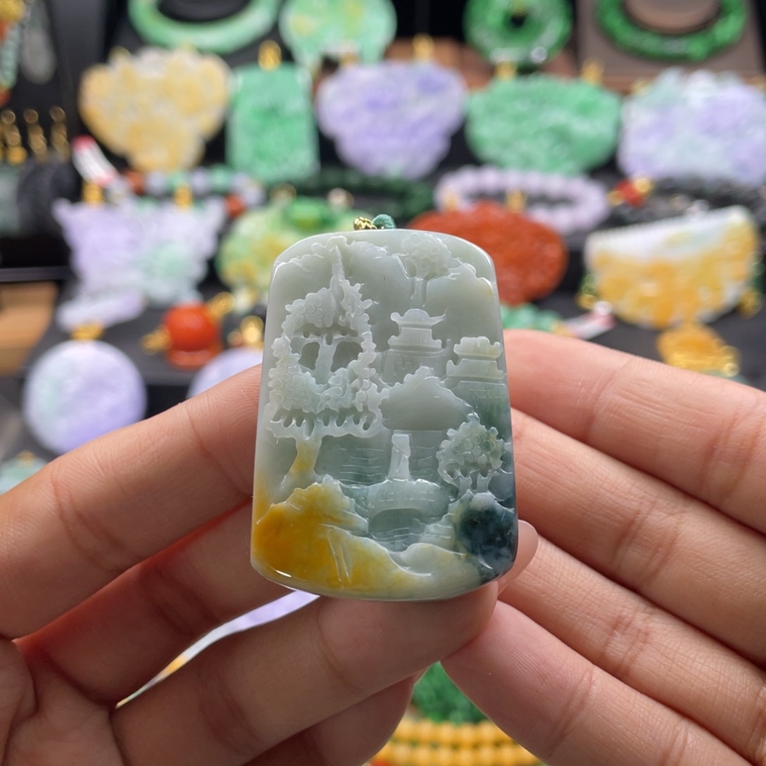 福***珍翡翠未镶嵌颈饰代编织