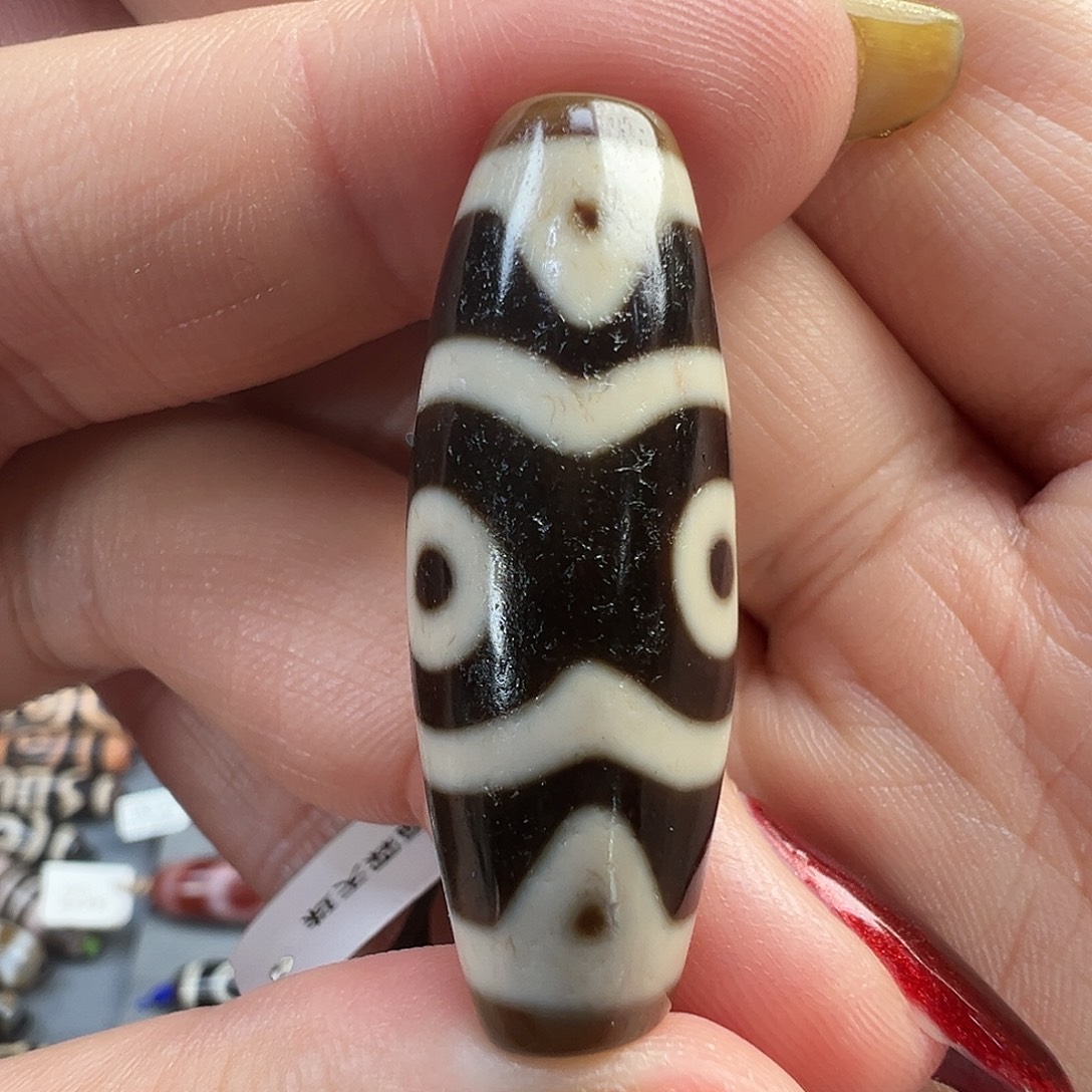 玛瑙/玉髓未镶嵌珠宝半成品任晓攀顶料莲花虎牙三眼