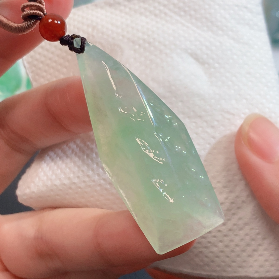 翡翠未镶嵌吊坠(不含链)36