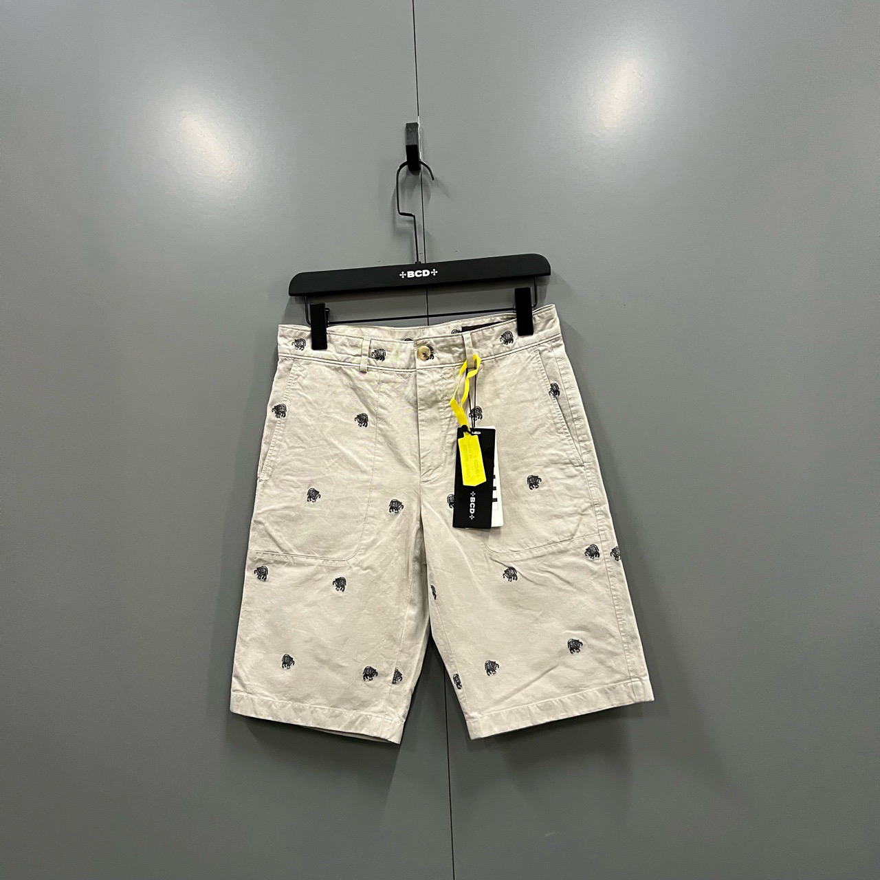 95新 LouisVuitton/路易威登 (ll) 动物刺绣短裤 36码302244 