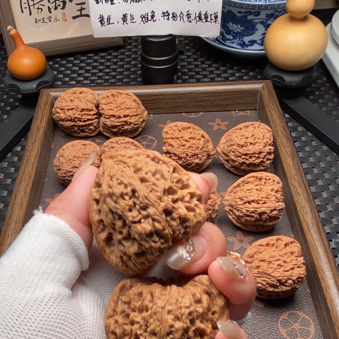 文玩核桃把件明*聊南疆43