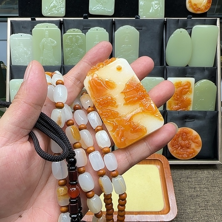 亚***夫一物一拍皮色山水