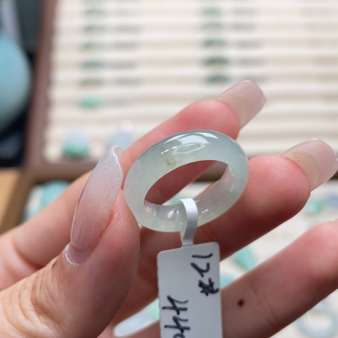 翡翠未镶嵌戒圈a22港圈12薄荷绿飘花.