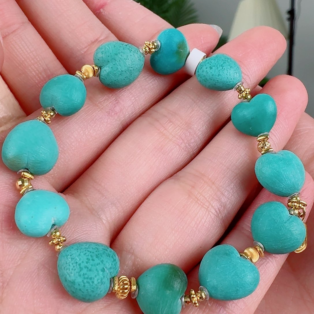 未镶嵌绿松石珠宝奇石