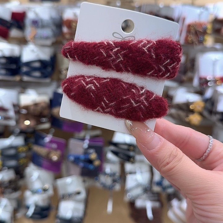 红色椭圆三角掰掰夹16