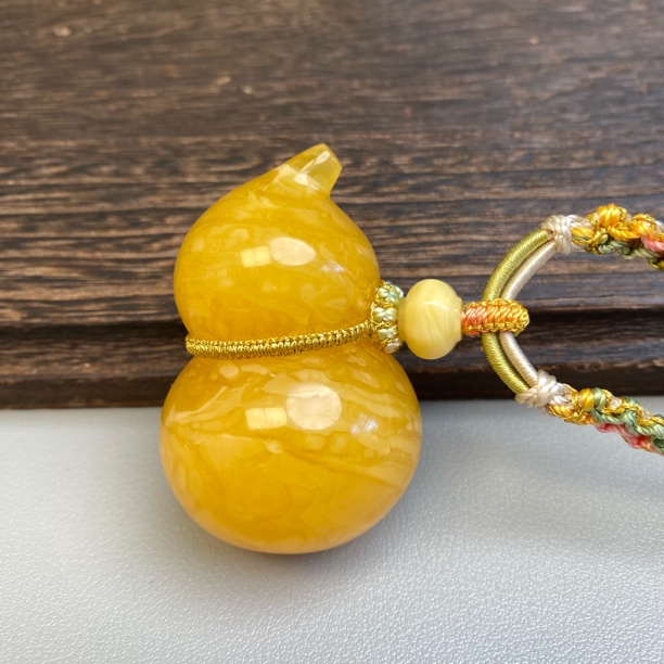 34.48克55.5×36.4mm焦皮虎皮妖花蜜蜡葫芦无事牌公主扣水滴毛衣链