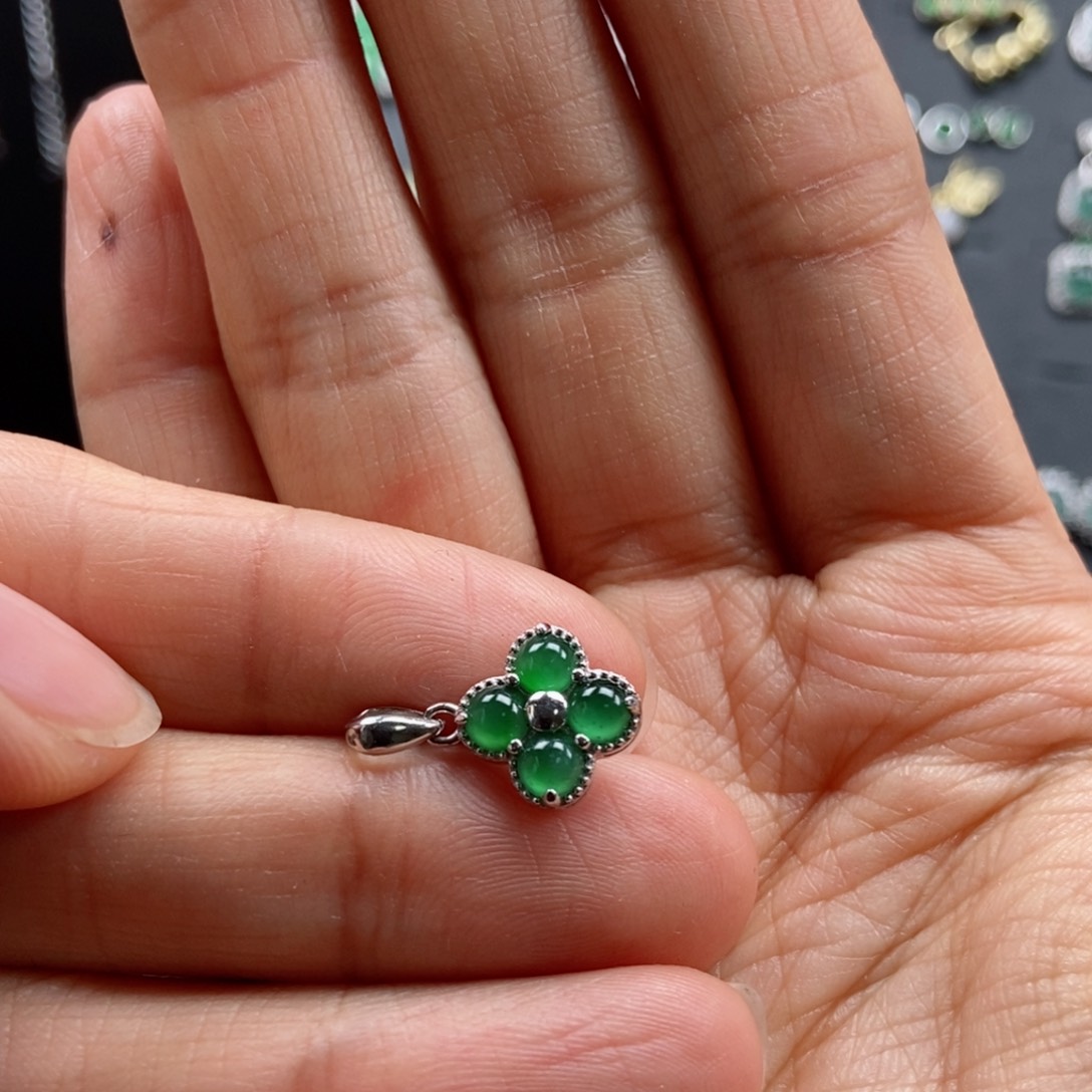 翡翠银S925镶嵌耳饰翡翠首饰