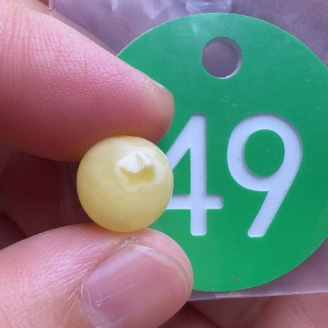 蜜蜡未镶嵌珠宝奇石10m m