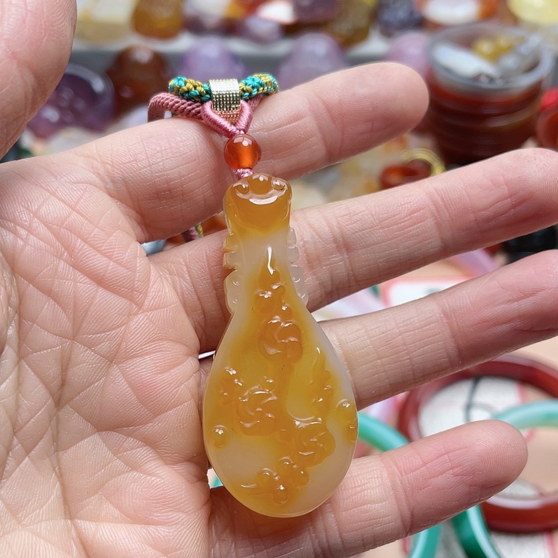 玛瑙/玉髓颈饰合金兰*