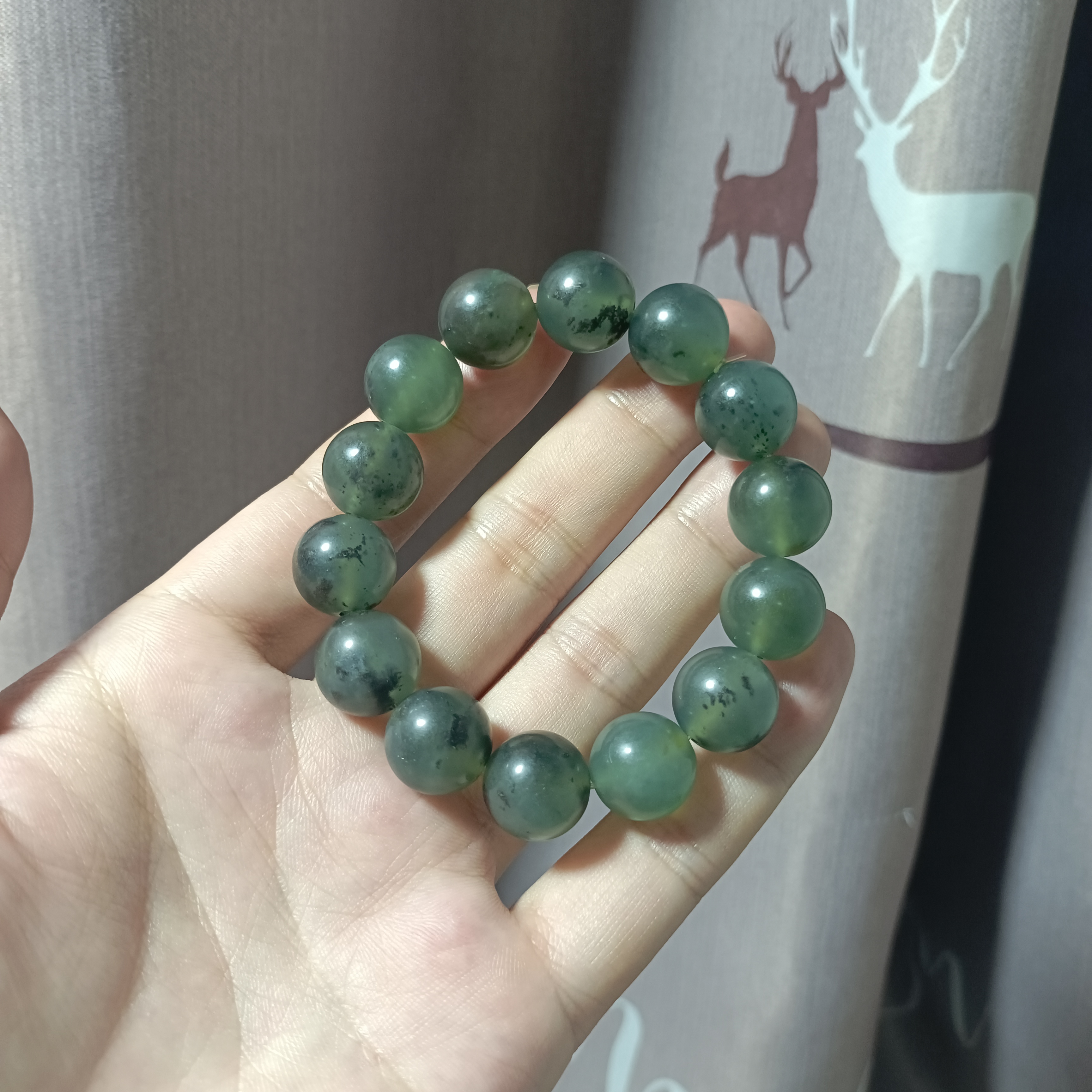 天然岫玉圆珠青花手串玉质细腻冰透潮流百搭休闲文玩