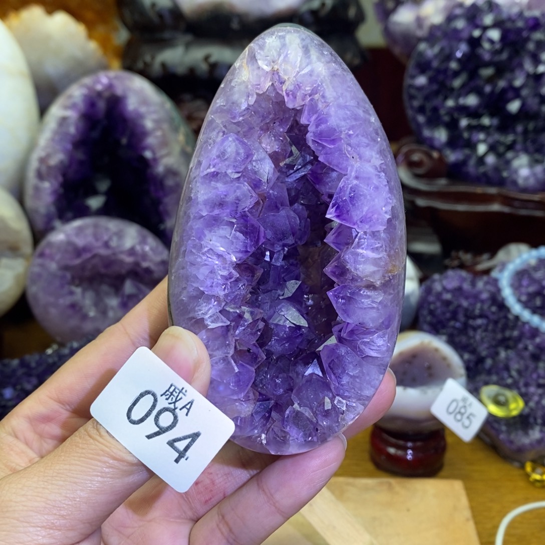 未镶嵌水晶大型摆件（非配饰）