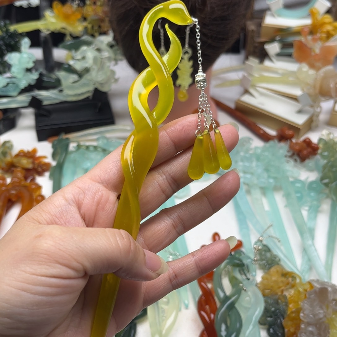 蛇纹石玉发饰合金?*扬