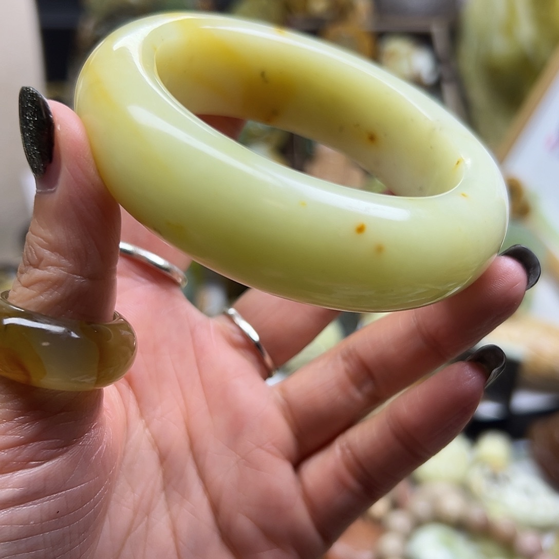 岫玉未镶嵌颈饰花玉轮胎59.5有线不扣