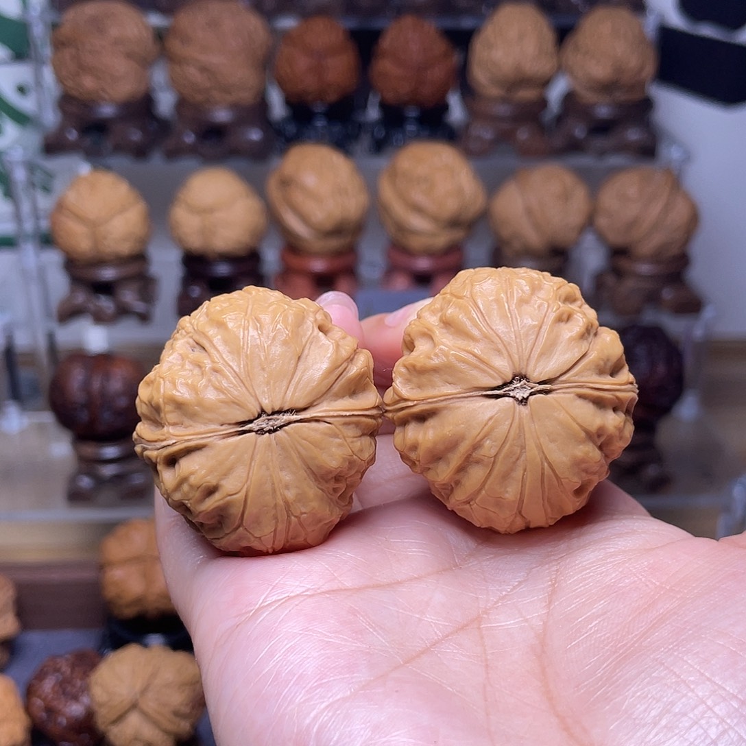 文玩核桃把件9…………41mm