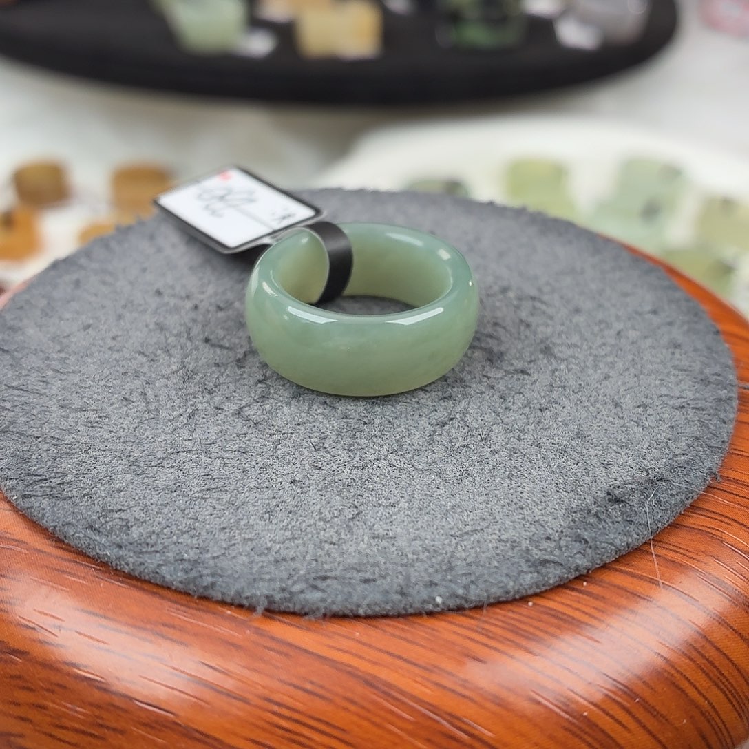 和田玉未镶嵌戒指b4奶蓝轮胎16.8不退换