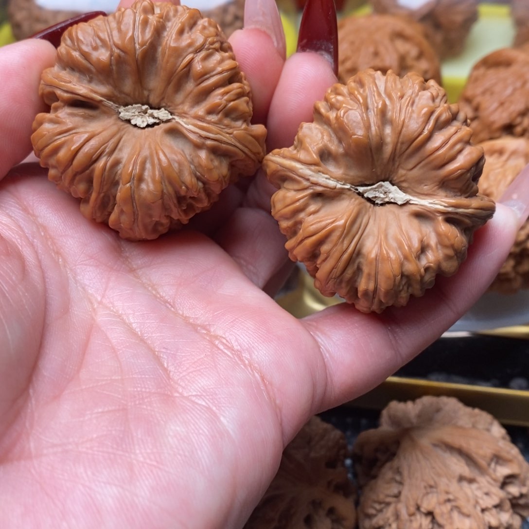 文玩核桃吊坠全品42平谷凹底