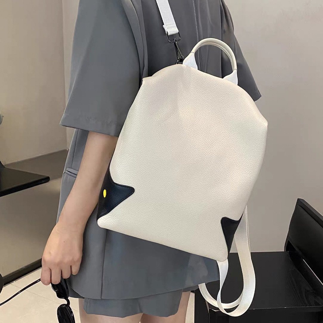 【XIAOHUIHUI】 小众设计款轻量化双肩包