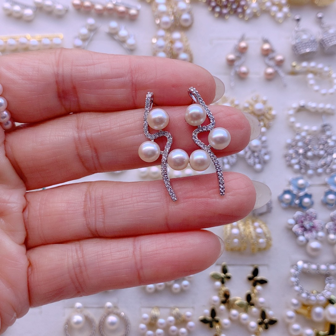 合金淡水珍珠耳饰