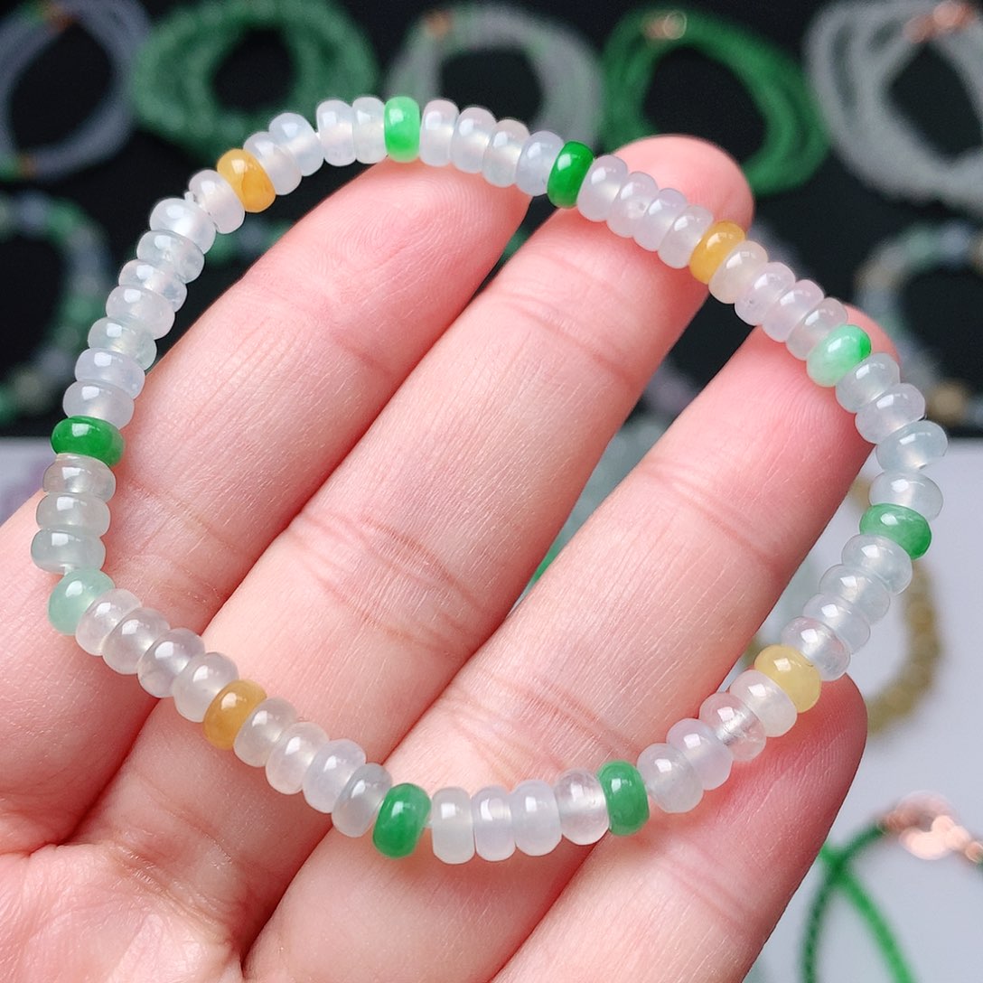 翡翠手链未镶嵌翡翠