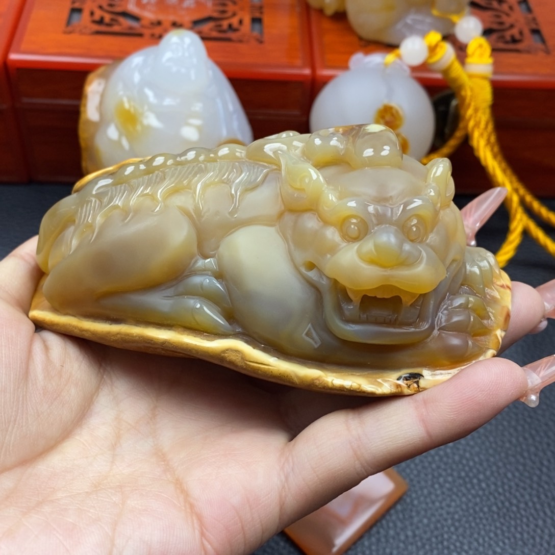 玛瑙/玉髓摆件未镶嵌