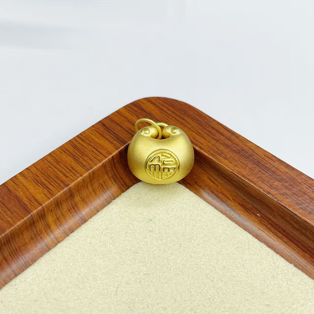 辉通黄金足金999胖嘟嘟福袋吊坠DP2492-02080