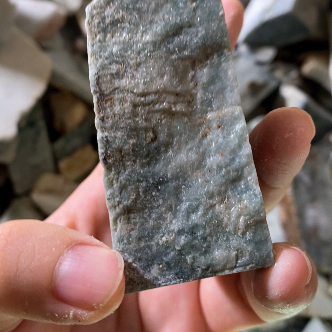 颈饰未镶嵌翡翠天然翡翠