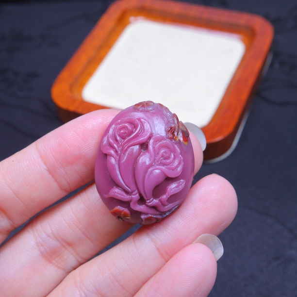 盐源玛瑙玫瑰花吊坠
