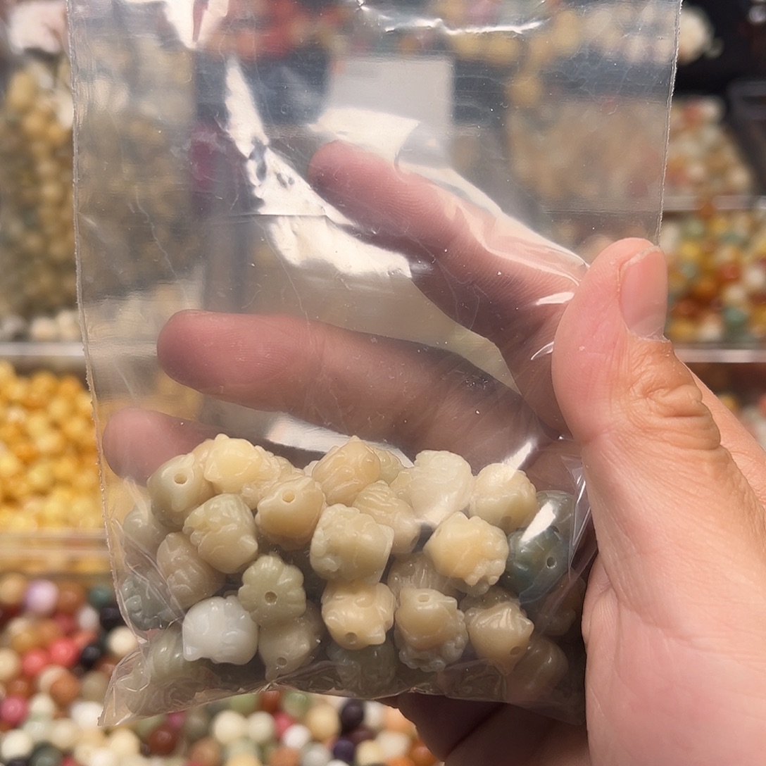 小***心手串菩提根/象牙果65颗凤九