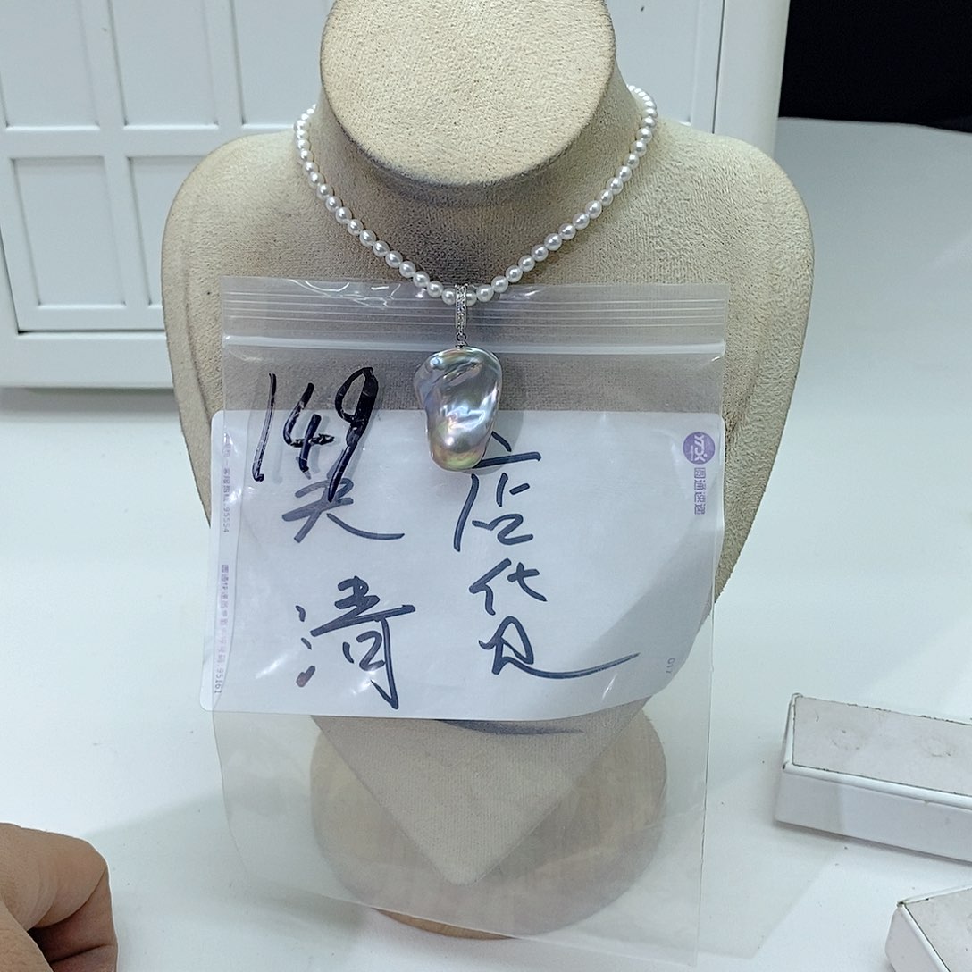 淡水珍珠颈饰合金