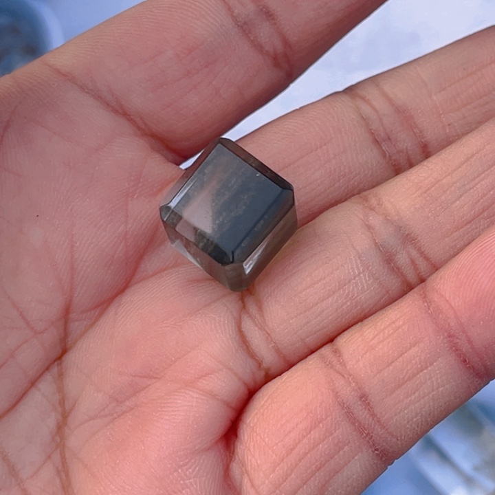 水晶方糖未镶嵌脾***差天然绿幽灵方糖