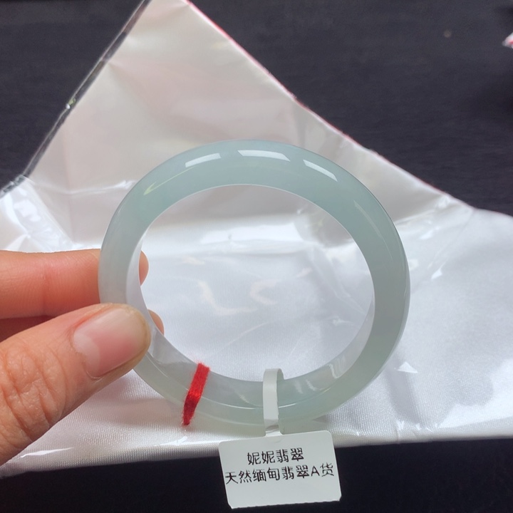 翡翠手镯未镶嵌50➕
