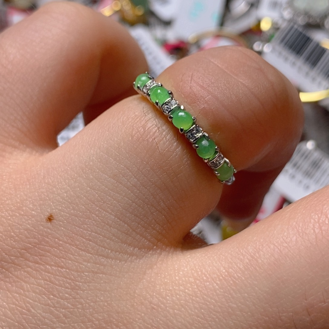 银S925镶嵌戒指翡翠百内无证书