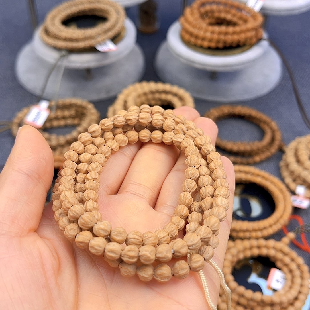 蜗***速柏香籽/百香籽手串