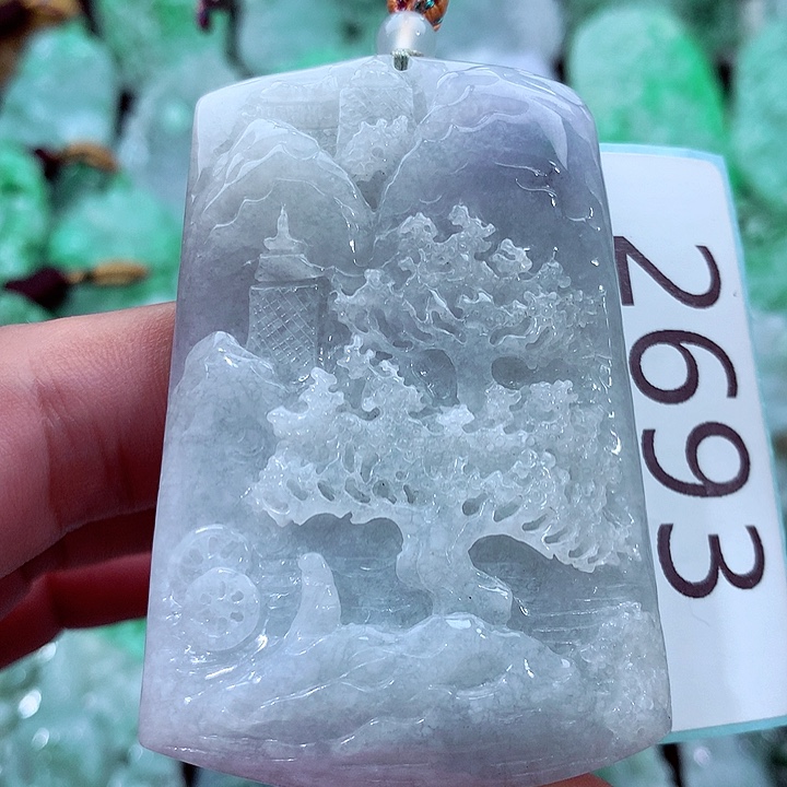 吊坠(不含链)未镶嵌翡翠