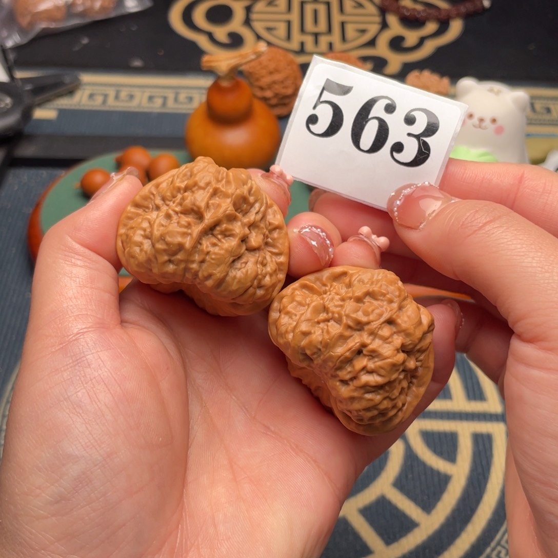 文玩核桃吊坠42蛤蟆头563号