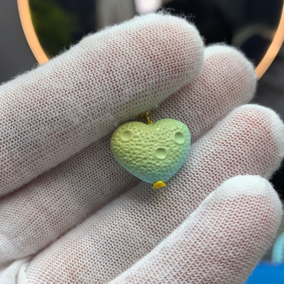 绿松石挂件未镶嵌