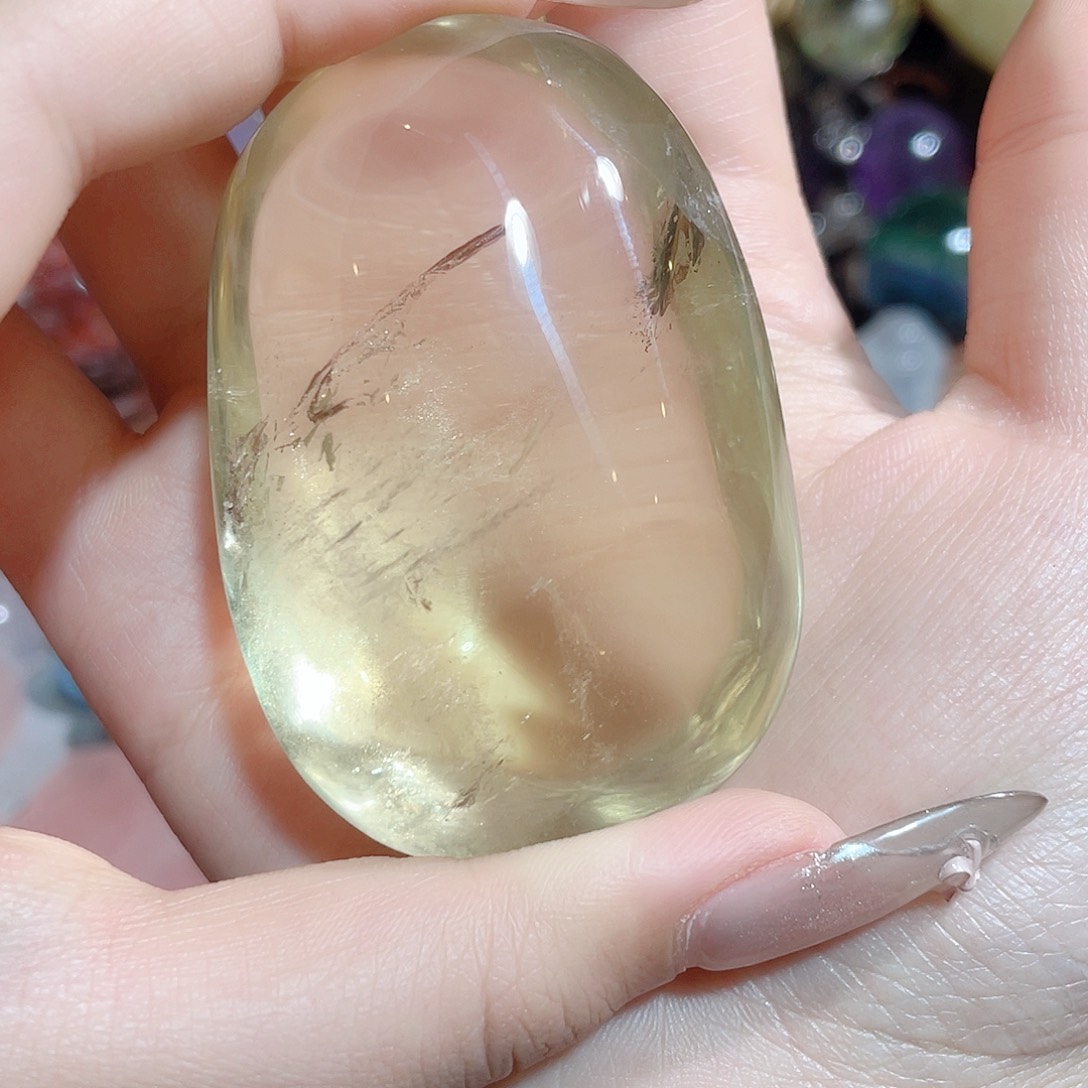 黄水晶把玩未镶嵌水晶