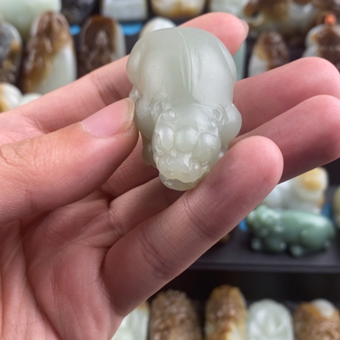 和田玉挂件未镶嵌