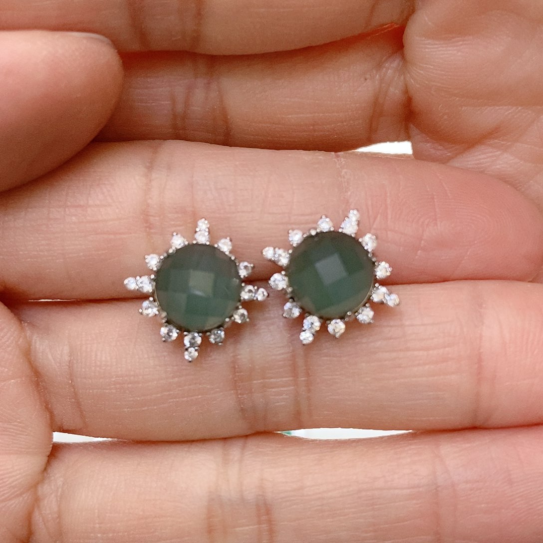 翡翠耳钉银S925镶嵌太阳花耳钉