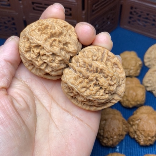 文玩核桃把件全品粗筋42