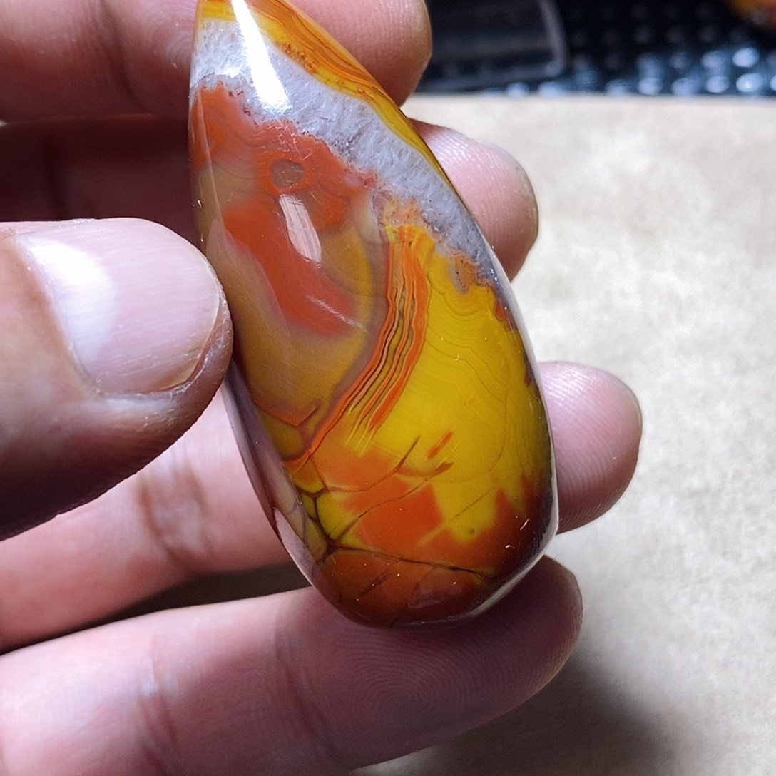 玛瑙/玉髓颈饰未镶嵌维*