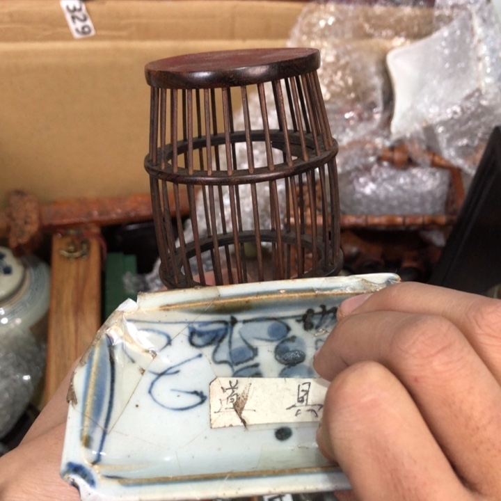 陶瓷孤品单件车里拍