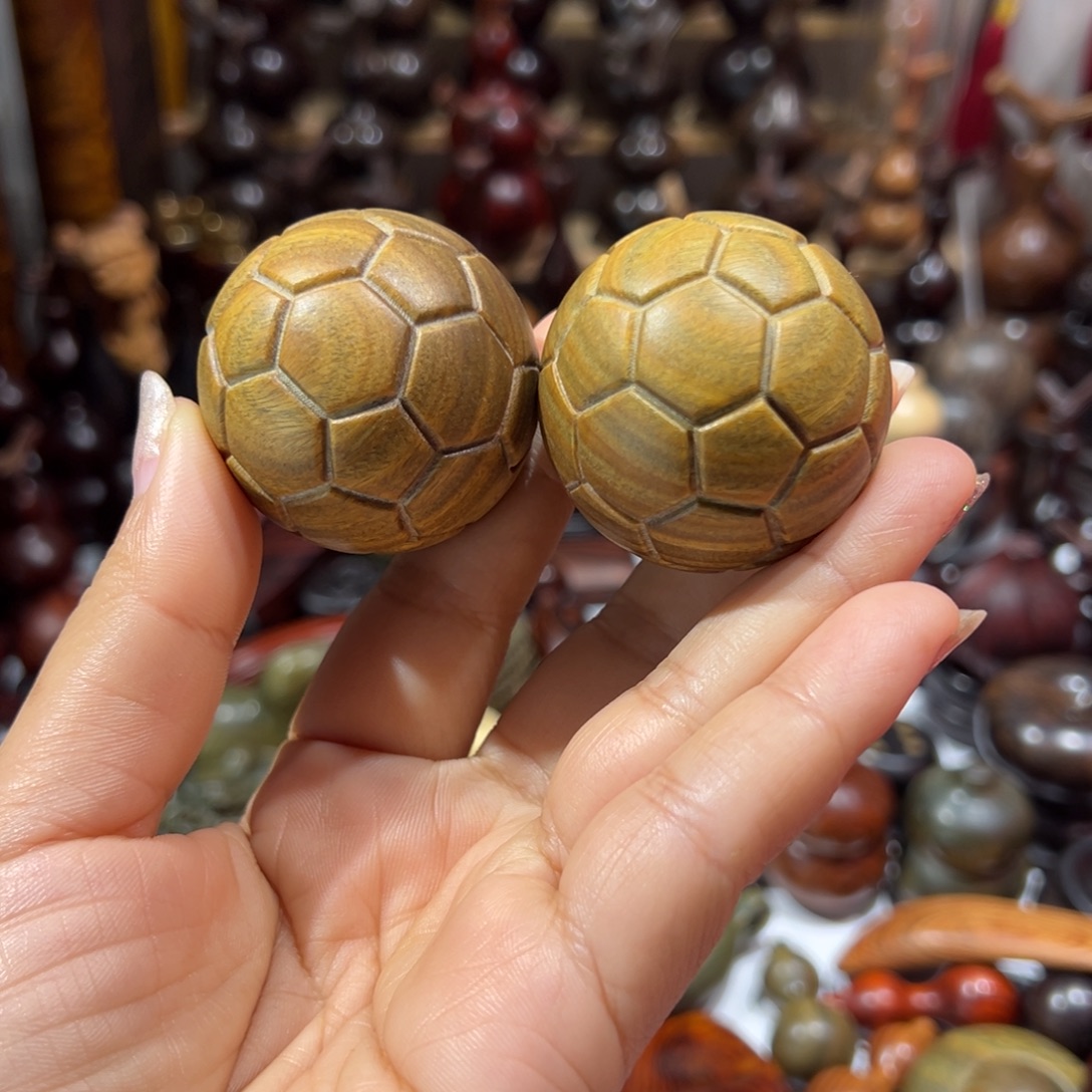 维腊木（绿檀）绿檀绿檀足球