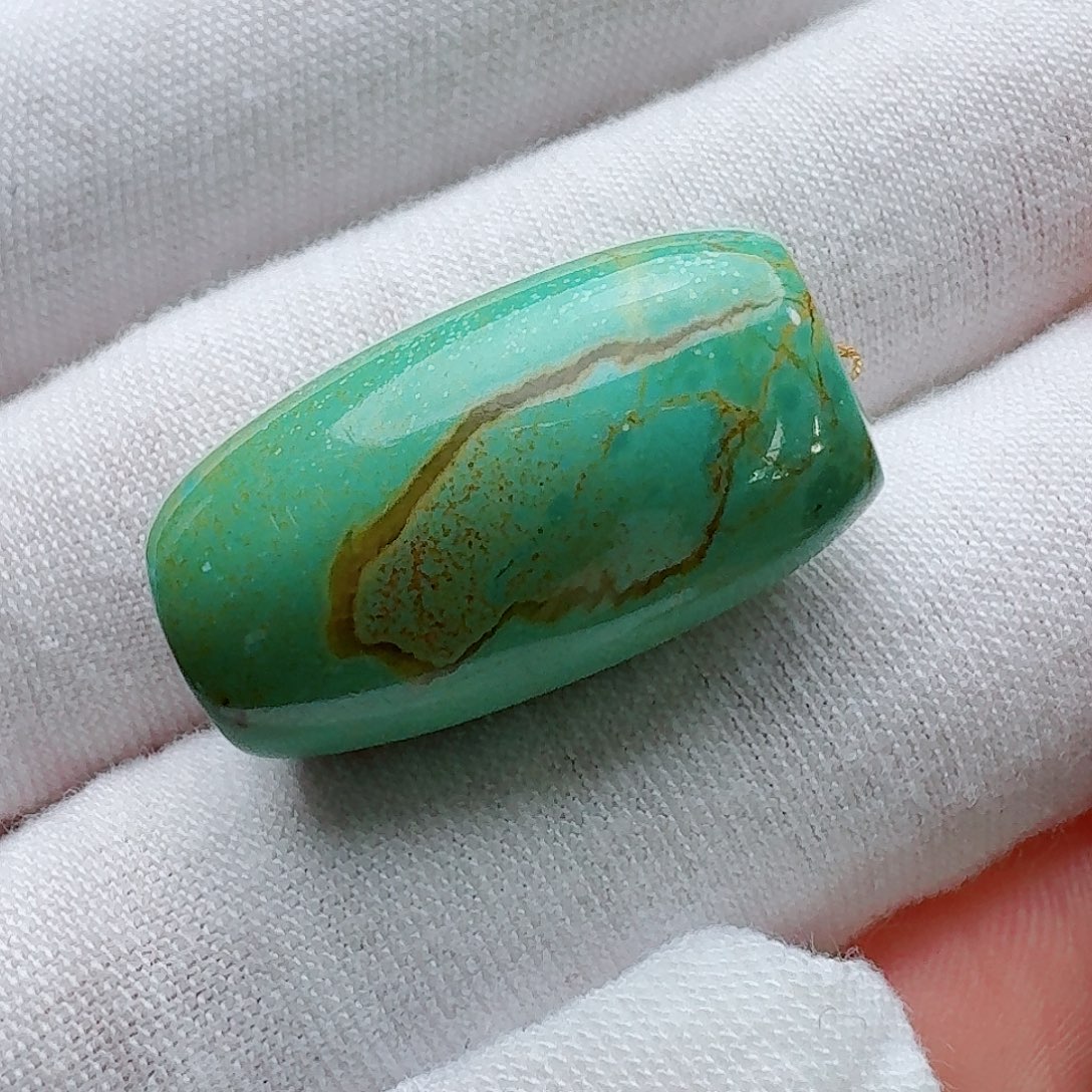 绿松石未镶嵌三彩桶珠 直径14.2