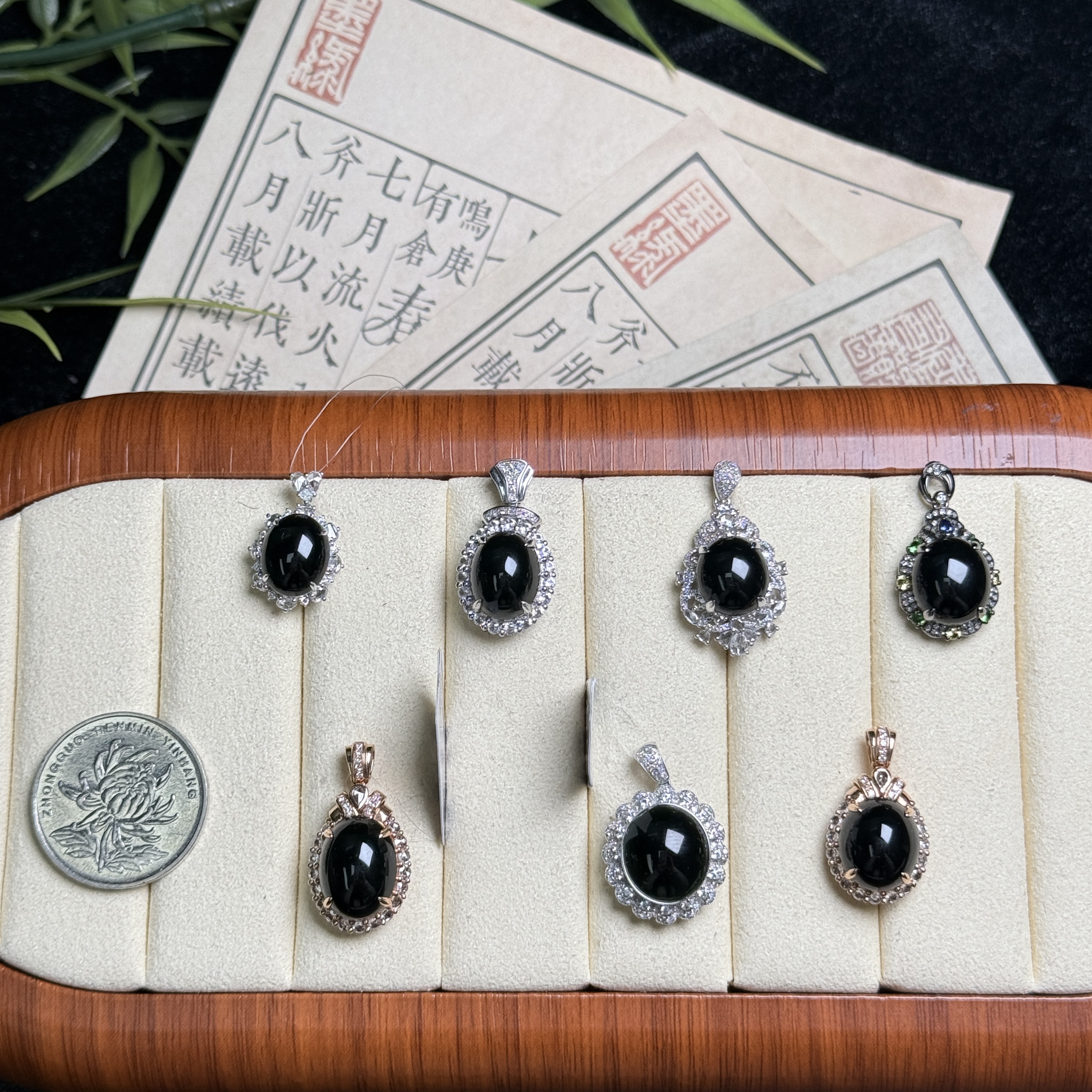 思懿珠宝   18K墨翠吊坠-8800-1-HJ-多样性发一